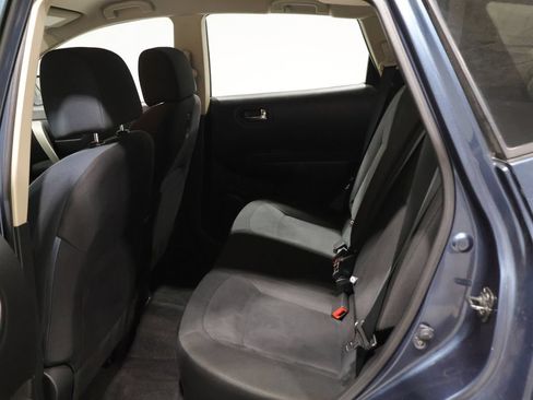 Used 2014 Nissan Rogue S w/ Convenience Package AWD/4WD image 18