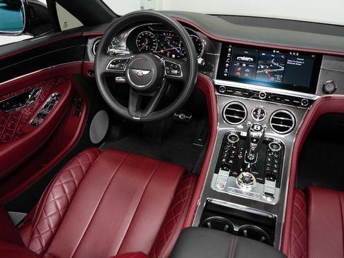 Used 2021 Bentley Continental GT V8 AWD/4WD image 38