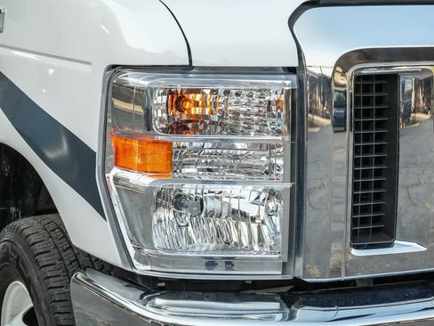 Used 2023 Ford E-450 and Econoline 450 Super Duty w/ Motorhome Prep Package RWD image 4