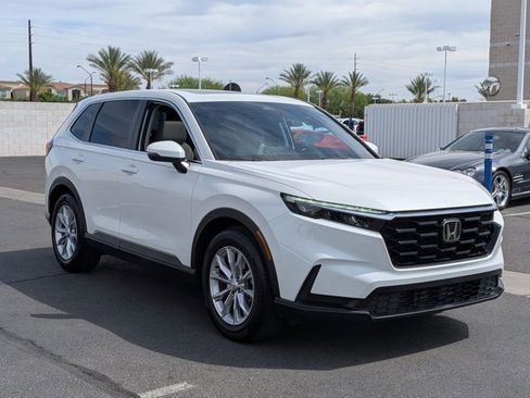 Used 2024 Honda CR-V EX image 3