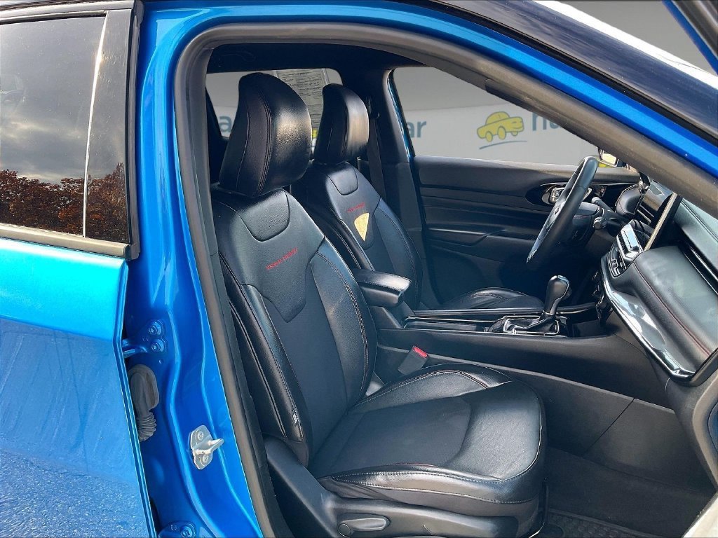 Used 2023 Jeep Compass Trailhawk AWD/4WD image 10