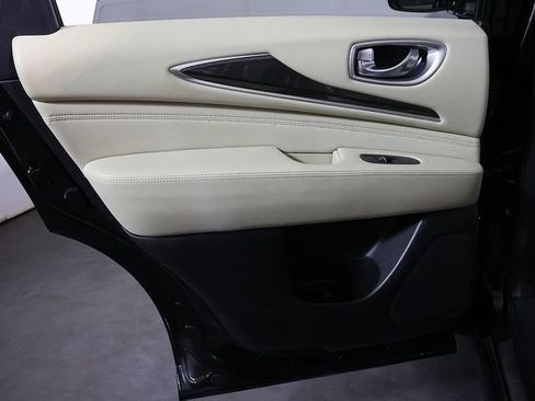 Used 2019 INFINITI QX60 Luxe w/ Essential Package AWD/4WD image 28