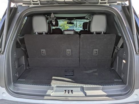 Used 2024 Ford Expedition Limited RWD image 13