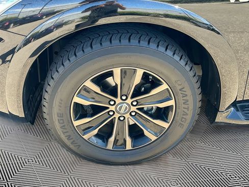 Used 2019 Nissan Armada Platinum w/ Cargo Package AWD/4WD image 32