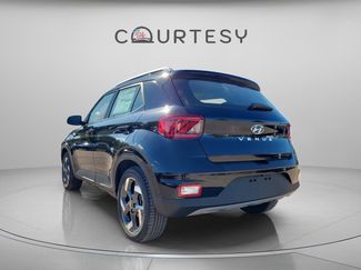 New 2026 Hyundai Venue SEL video 2