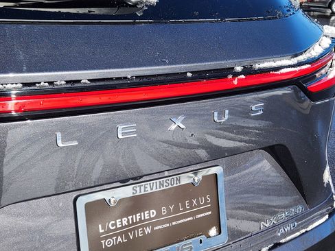 Used 2025 Lexus NX 350h AWD w/ Premium Package image 18