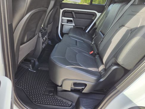 Certified 2024 Land Rover Defender 130 S image 17