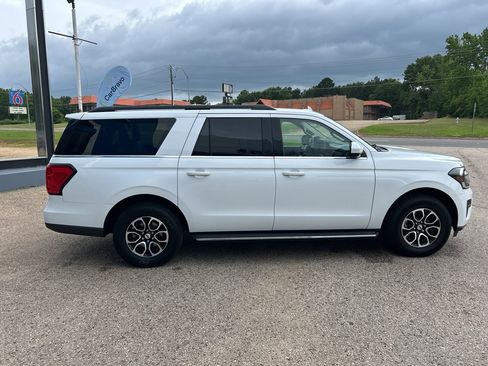 Used 2023 Ford Expedition Max XLT AWD/4WD image 9