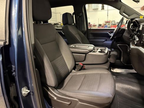 Used 2022 Chevrolet Silverado 1500 LT image 7