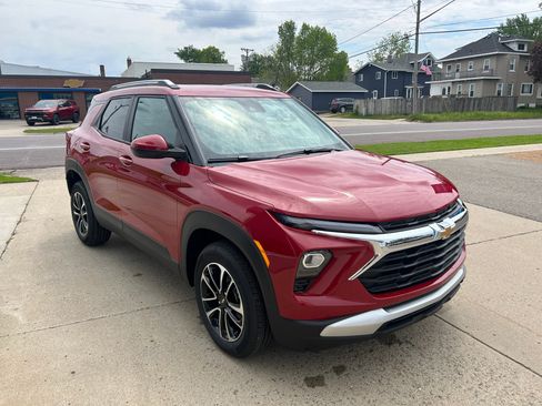 New 2026 Chevrolet TrailBlazer LT w/ Convenience Package AWD/4WD image 4