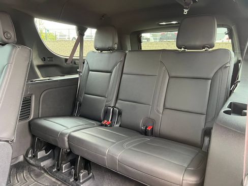 Used 2021 Chevrolet Suburban Z71 w/ Max Trailering Package AWD/4WD image 7