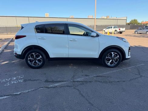 Used 2021 Kia Sportage LX image 10