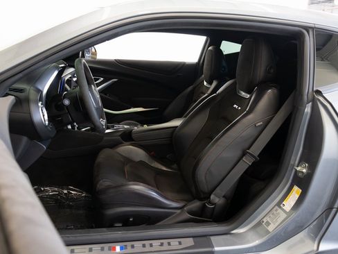 Used 2021 Chevrolet Camaro ZL1 image 23