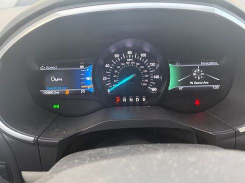 Used 2019 Ford Edge Titanium w/ Equipment Group 301A FWD image 10