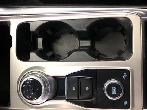 Certified 2022 Ford Explorer XLT w/ Equipment Group 202A image 16