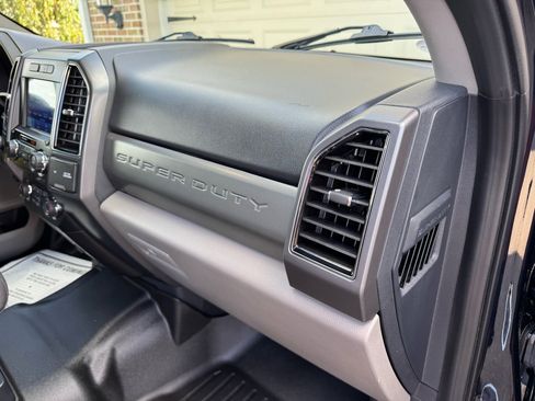 Used 2022 Ford F350 XLT w/ XLT Premium Package image 20