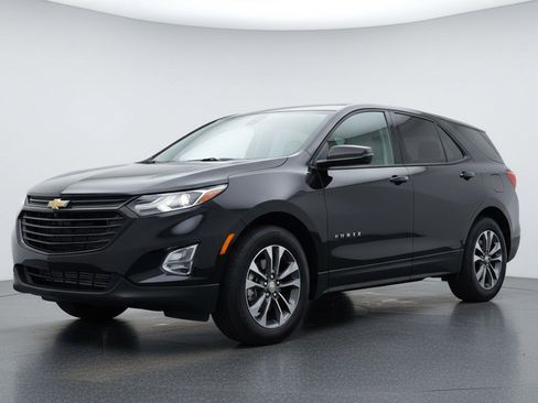 Used 2025 Chevrolet Equinox LT FWD image 3
