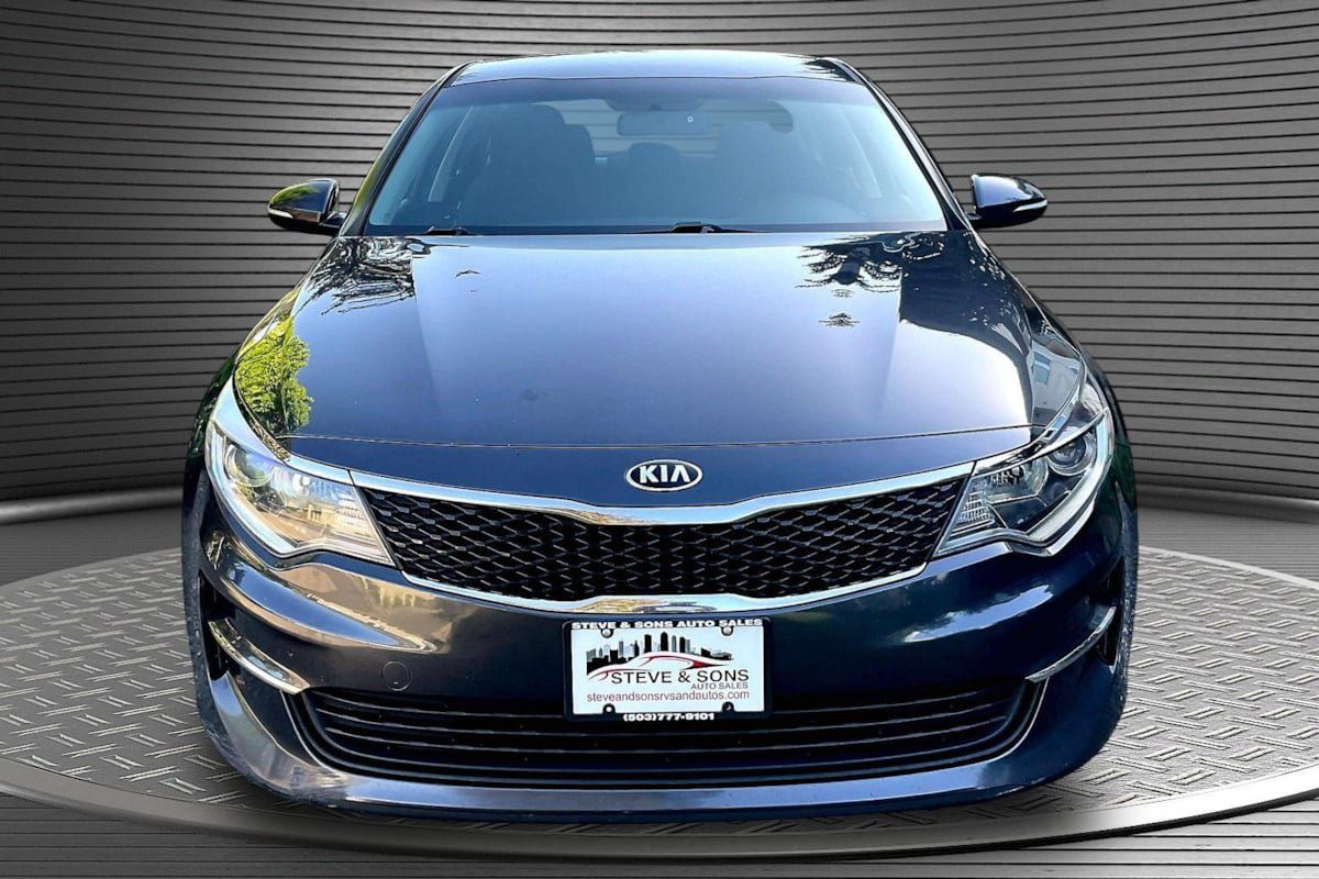Used 2018 Kia Optima LX FWD image 3
