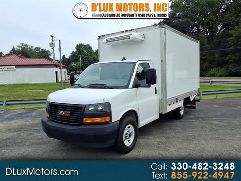Used 2023 GMC Savana 3500 w/ Power Convenience Package RWD image 1