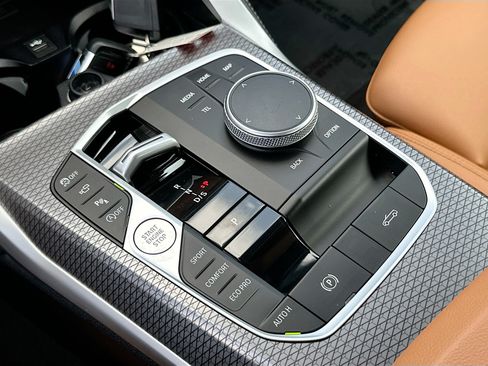 Used 2024 BMW 430i Convertible w/ M Sport Package RWD image 17