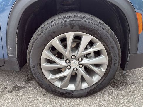 Used 2026 Buick Enclave Preferred AWD/4WD image 15