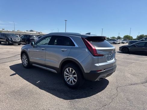 Used 2023 Cadillac XT4 Premium Luxury FWD image 5
