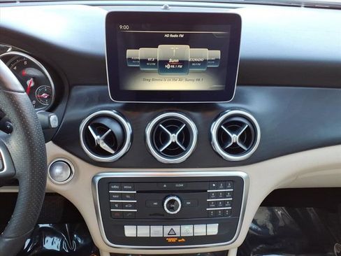 Used 2019 Mercedes-Benz GLA 250 image 5