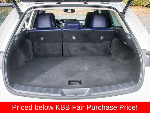 Used 2021 Lexus UX 250h 250h Base w/ Premium Package image 18