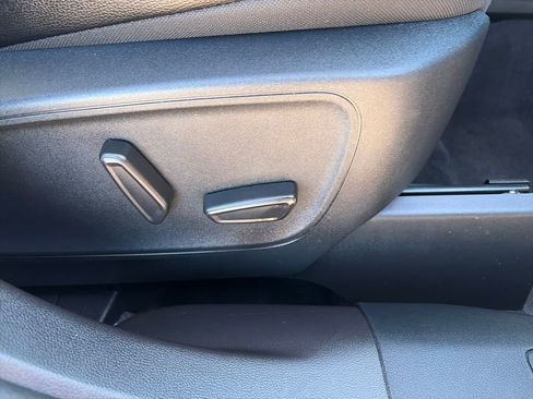 Used 2024 Ford Escape Platinum w/ Premium Technology Package image 13