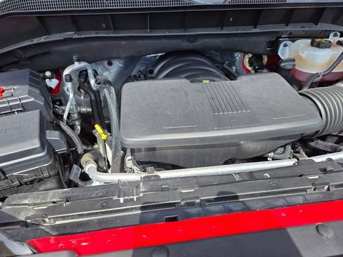 Used 2025 Chevrolet Silverado 1500 LT AWD/4WD image 21
