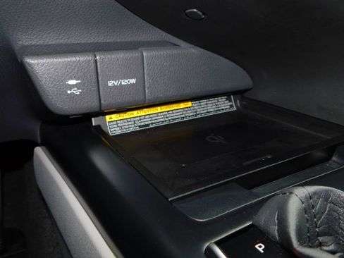 Used 2018 Toyota Camry XLE w/ Audio Package FWD image 34