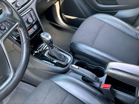 Used 2019 Buick Encore Preferred FWD image 16