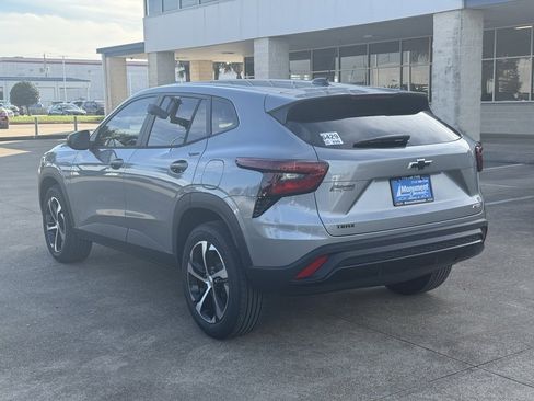 New 2026 Chevrolet Trax RS w/ Driver Confidence Package image 14