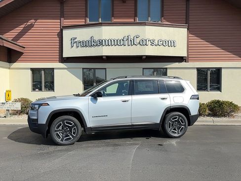 New 2026 Jeep Cherokee Laredo AWD/4WD image 1