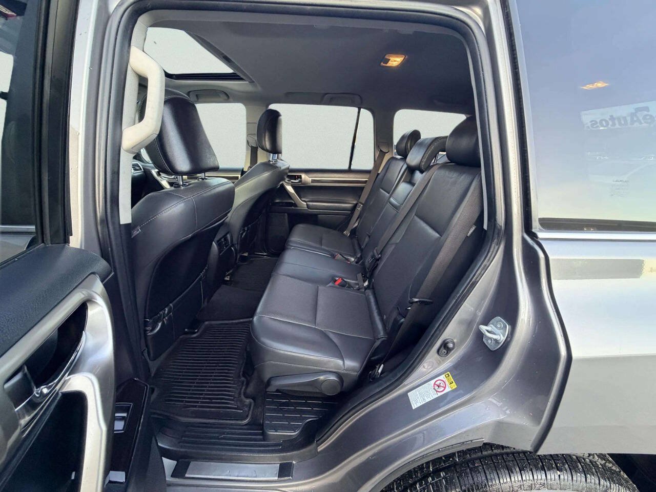 Used 2014 Lexus GX 460 AWD/4WD image 24