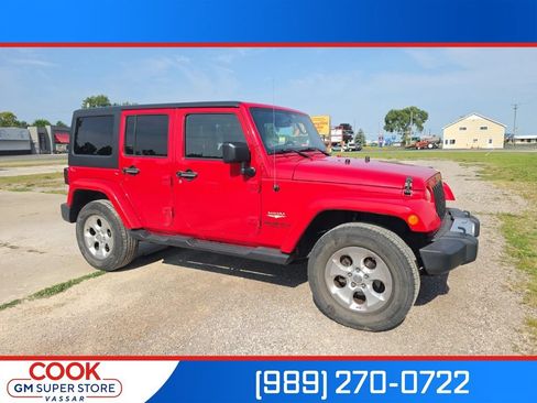 Used 2014 Jeep Wrangler Unlimited Sahara w/ Connectivity Group AWD/4WD image 1