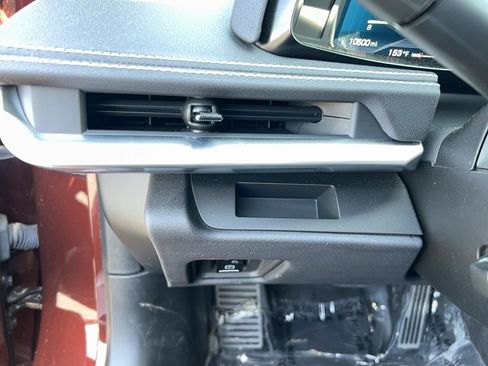 Used 2023 Chevrolet Corvette Stingray Coupe w/ Z51 Performance Package image 16