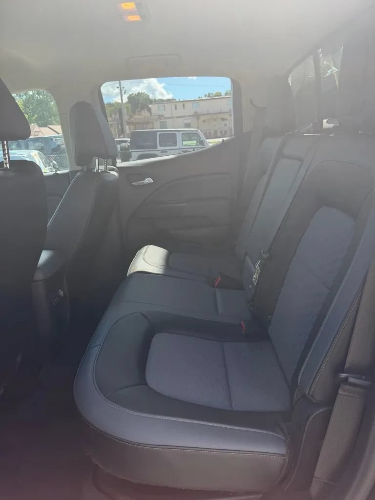 Used 2017 Chevrolet Colorado Z71 w/ Z71 Midnight Edition AWD/4WD image 22