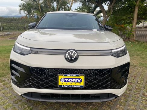 New 2026 Volkswagen Tiguan SE R-Line FWD image 20