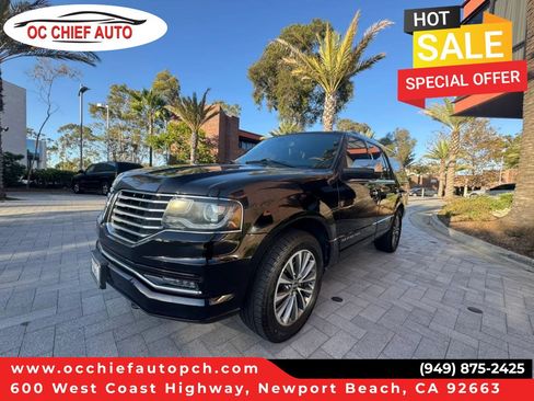Used 2017 Lincoln Navigator Select AWD/4WD image 1