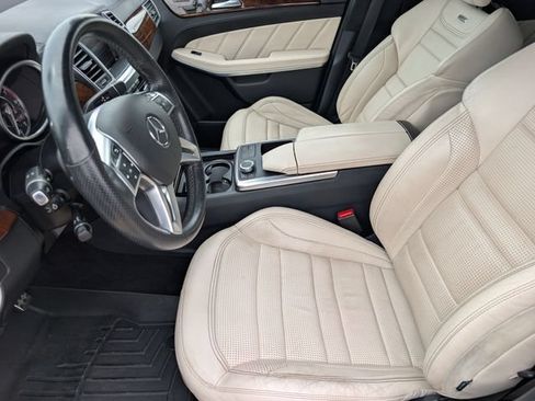 Used 2015 Mercedes-Benz GL 63 AMG 4MATIC image 16