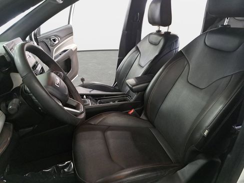 Used 2023 Jeep Compass Limited AWD/4WD image 16