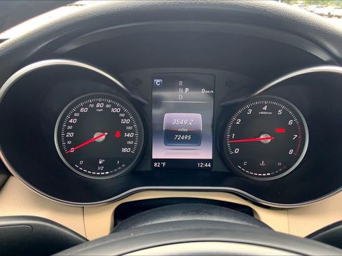 Used 2018 Mercedes-Benz C 300 Sedan image 25