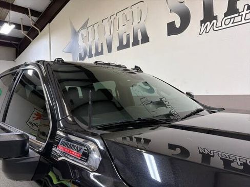 Used 2022 GMC Sierra 2500 Denali w/ Denali Ultimate Package AWD/4WD image 48