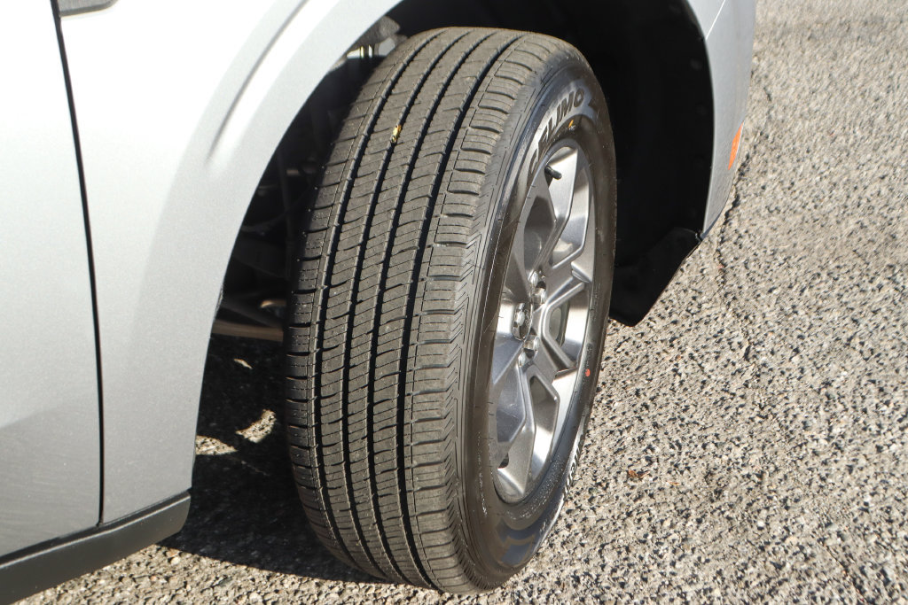 Used 2024 Ford Maverick XLT FWD image 42