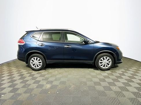 Used 2016 Nissan Rogue S w/ Appearance Package image 9