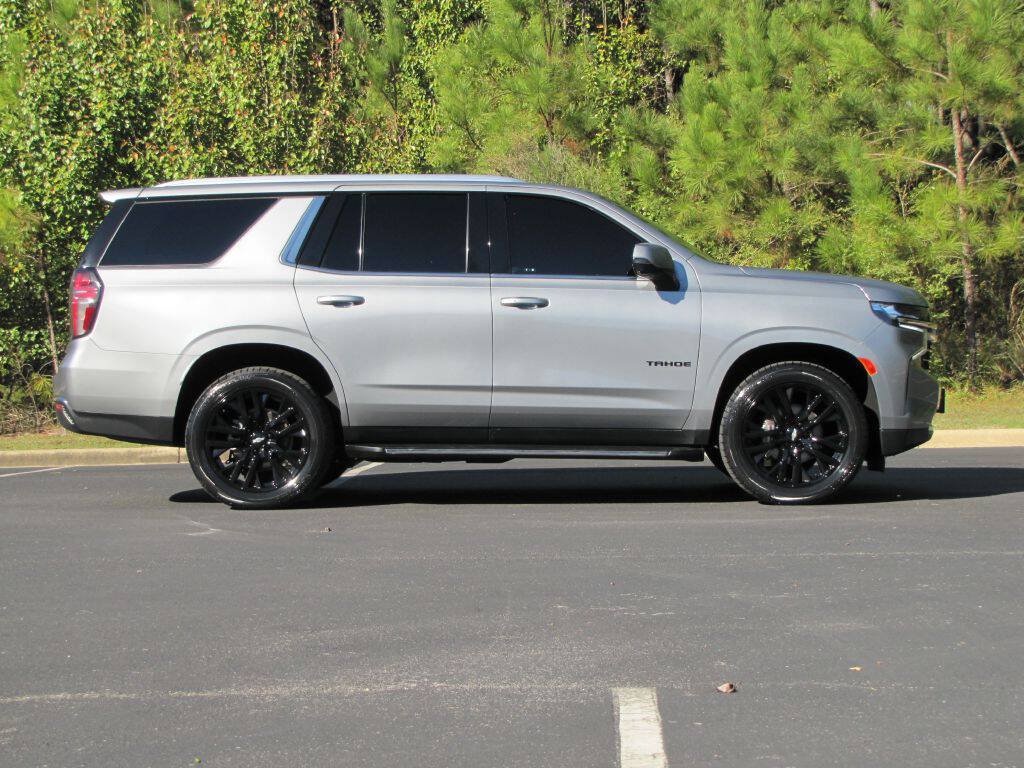Used 2023 Chevrolet Tahoe LT w/ LT Signature Plus Package RWD image 4