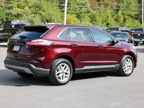 Used 2022 Ford Edge SEL w/ Convenience Package image 5