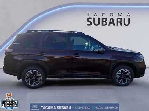 Used 2026 Subaru Forester Premium AWD/4WD image 6