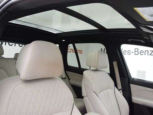 Used 2023 BMW X5 xDrive40i w/ M Sport Package AWD/4WD image 18